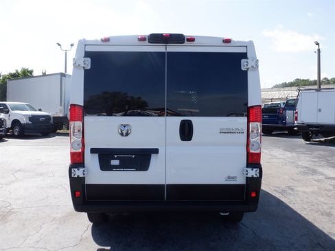 Used 2025 RAM ProMaster 2500 w/ U-Haul Equipment Group FWD image 4