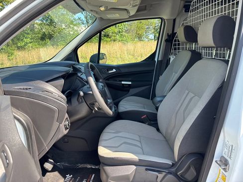 Used 2016 Ford Transit Connect XLT FWD image 12