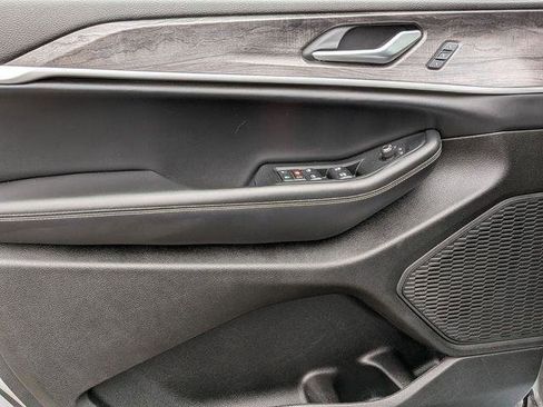 Certified 2023 Jeep Grand Cherokee L Limited image 14