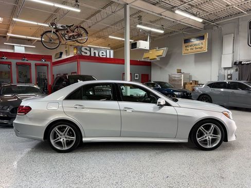 Used 2014 Mercedes-Benz E 350 4MATIC Sedan image 6