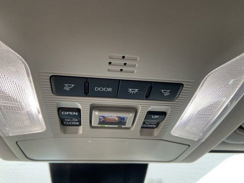 Used 2023 Toyota RAV4 Limited image 43