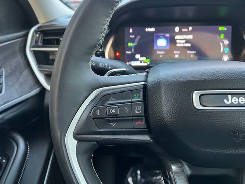 Used 2022 Jeep Grand Cherokee Limited 4xe image 29