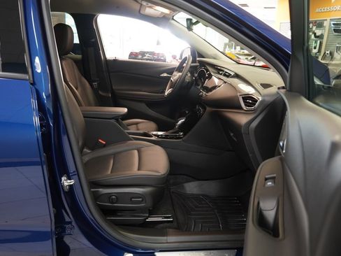 Used 2023 Buick Encore GX Essence FWD image 10