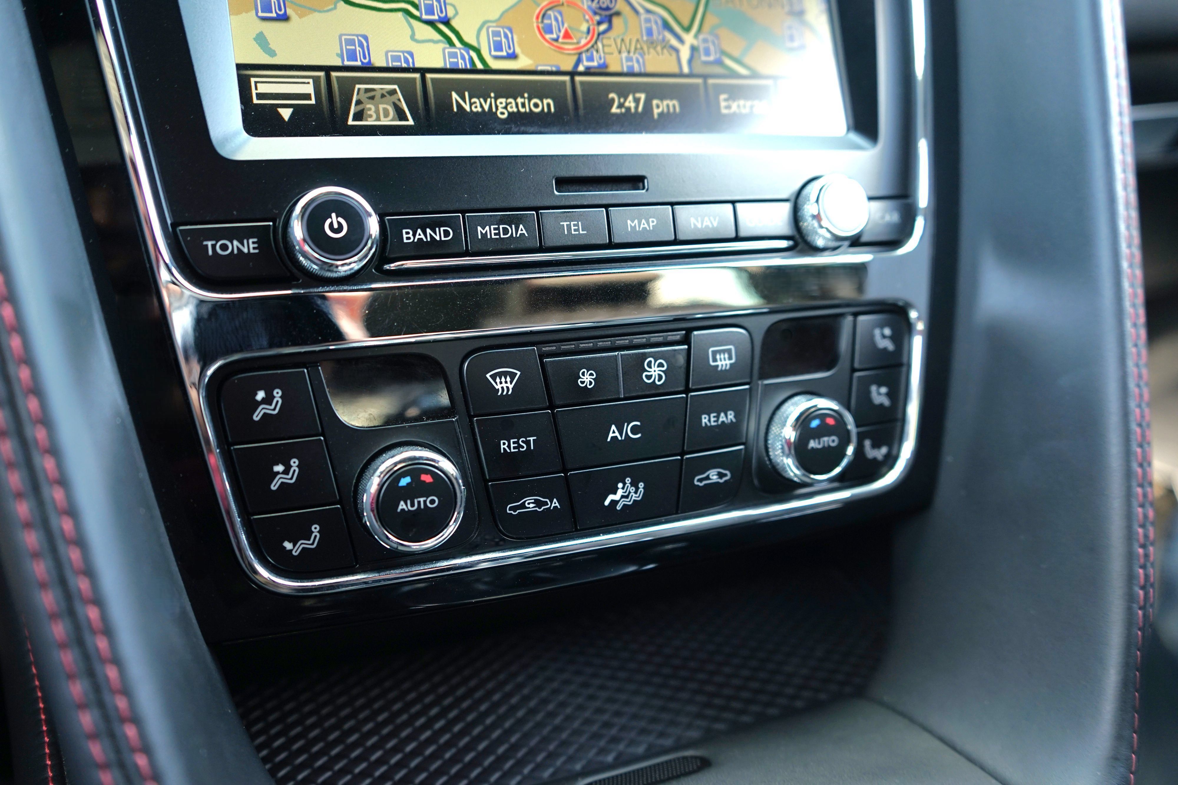 Used 2014 Bentley Flying Spur W12 AWD/4WD image 28