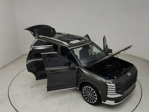 Used 2026 Hyundai Palisade Calligraphy AWD/4WD image 29