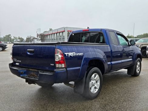 Used 2014 Toyota Tacoma 4x4 Access Cab V6 w/ TRD Sport Package image 6