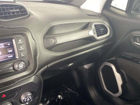 Used 2019 Jeep Renegade Sport AWD/4WD image 29
