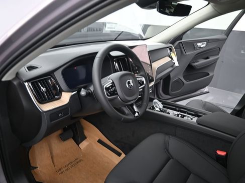 New 2026 Volvo XC60 B5 Plus w/ Protection Package Premier AWD/4WD image 14