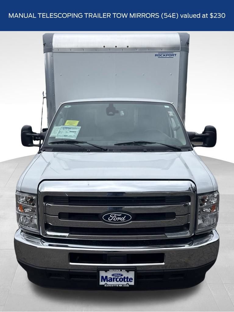 New 2027 Ford E-450 and Econoline 450 Super Duty w/ Interior Upgrade Package RWD image 10