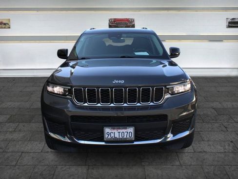 Used 2022 Jeep Grand Cherokee L Laredo w/ Luxury Tech Group I RWD image 2
