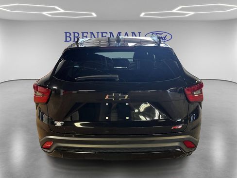 Used 2025 Chevrolet Trax RS w/ Sunroof Package FWD image 7