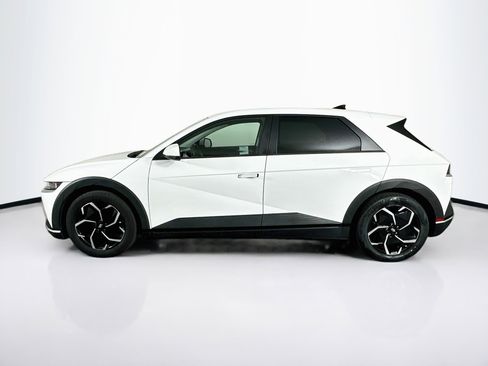Used 2024 Hyundai Ioniq 5 SEL RWD image 4