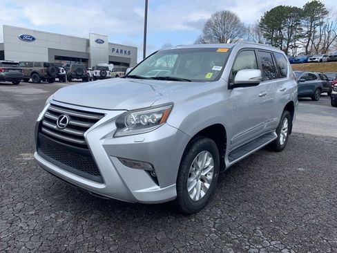 Used 2016 Lexus GX 460 w/ Premium Package image 4