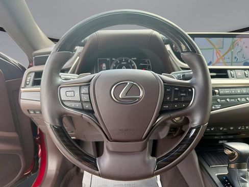 Used 2019 Lexus ES 350 Ultra Luxury w/ Accessory Package 2 FWD image 21