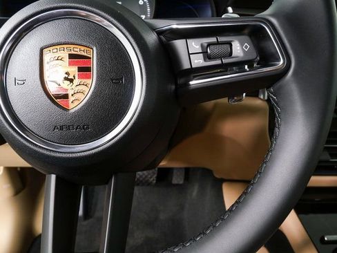 New 2026 Porsche Macan AWD/4WD image 11