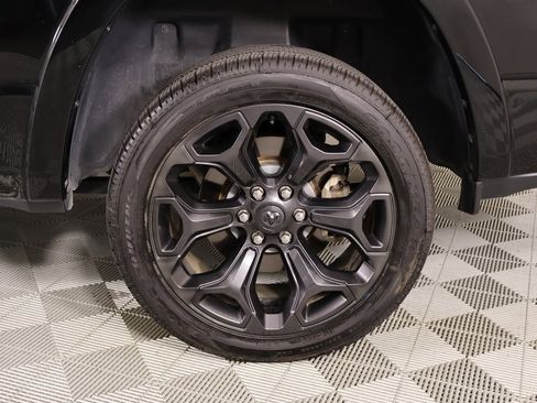 Used 2021 RAM 1500 Limited w/ Night Edition image 19