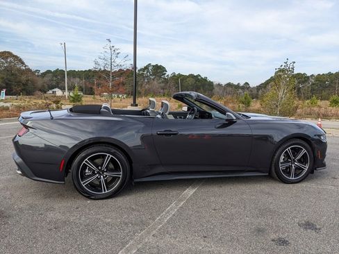 Used 2024 Ford Mustang Premium image 25