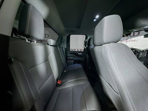 Used 2025 Chevrolet Silverado 2500 Custom w/ Custom Convenience Package image 30