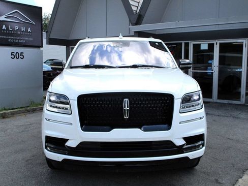 Used 2020 Lincoln Navigator L Reserve w/ Luxury Package AWD/4WD image 6