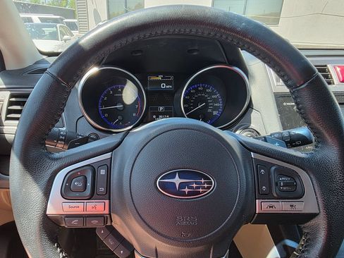 Used 2016 Subaru Outback 3.6R Limited AWD/4WD image 18