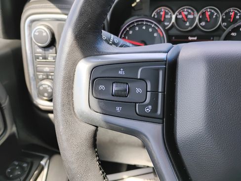 Used 2019 Chevrolet Silverado 1500 LT w/ All-Star Edition image 9