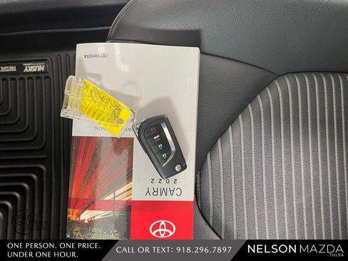 Used 2022 Toyota Camry SE image 44