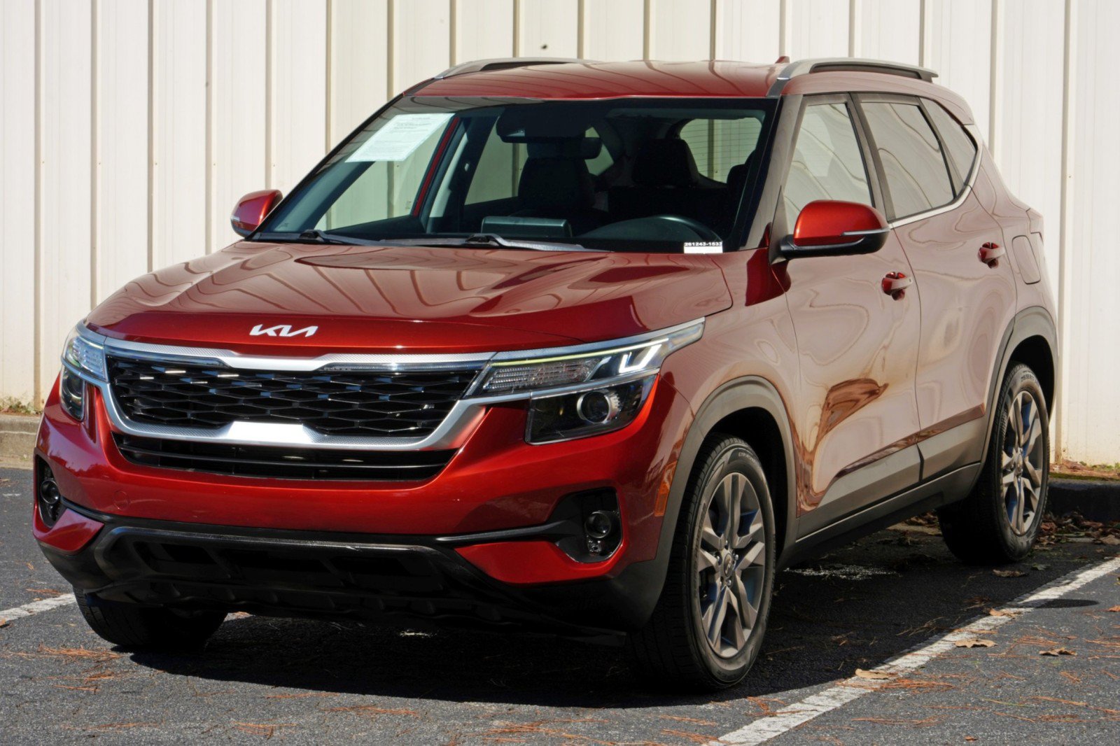 Used 2022 Kia Seltos S FWD image 39