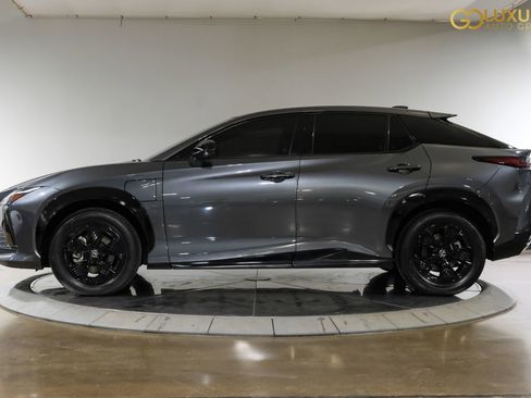 Used 2023 Lexus RZ 450e Premium w/ Technology Package AWD/4WD image 12