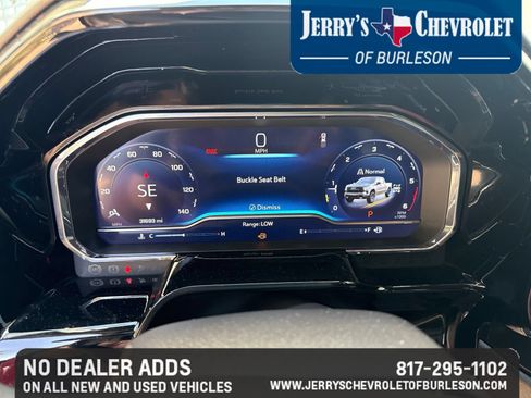 Used 2024 Chevrolet Silverado 1500 LT Trail Boss AWD/4WD image 13