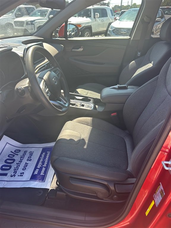 Used 2020 Hyundai Santa Fe SE FWD image 6
