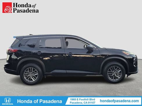 Used 2024 Nissan Rogue S FWD image 4