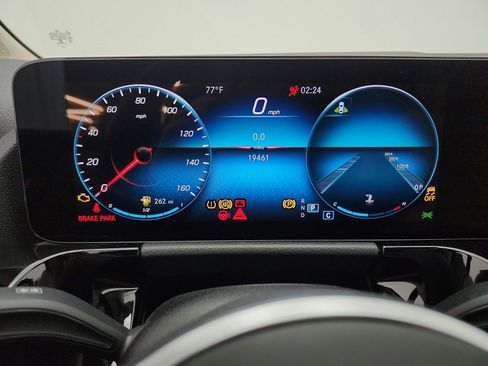 Used 2023 Mercedes-Benz GLA 250 image 9