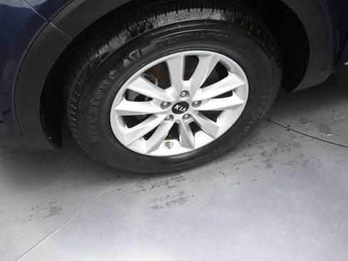 Used 2019 Kia Sorento AWD image 13