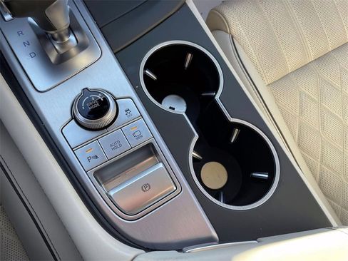 Used 2019 Genesis G70 3.3T Design image 23