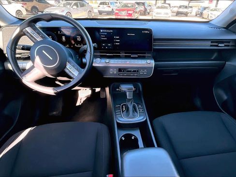 Used 2025 Hyundai Kona SEL image 14