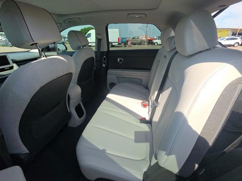 Used 2023 Hyundai Ioniq 5 Limited AWD/4WD image 9
