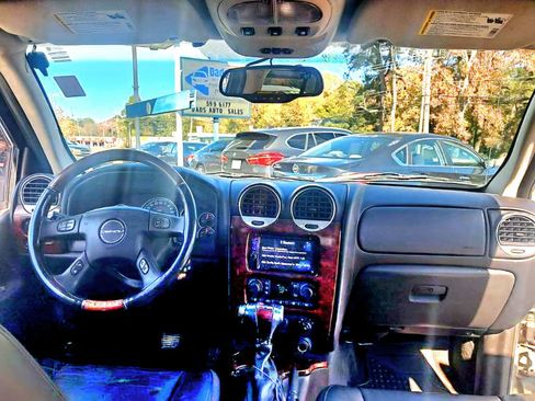 Used 2006 GMC Envoy XL Denali image 9