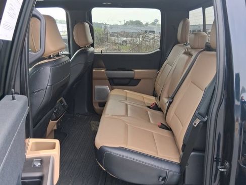 Used 2021 Ford F150 Lariat w/ Equipment Group 502A High AWD/4WD image 9