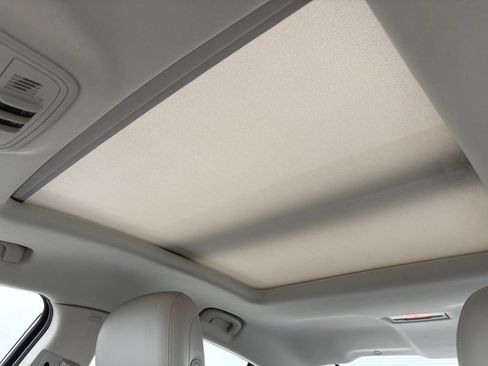 Used 2013 Buick LaCrosse Premium FWD image 46