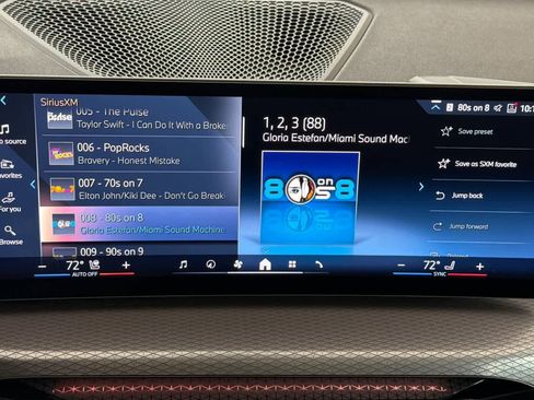 Used 2025 BMW 330i 330i w/ Premium Package image 17