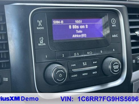 Used 2017 RAM 1500 Express image 26