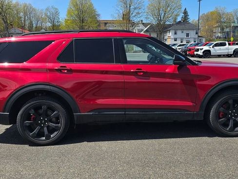 Used 2022 Ford Explorer ST w/ Equipment Group 401A AWD/4WD image 8