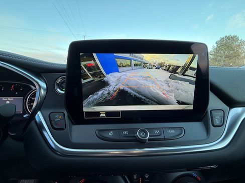 Certified 2024 Chevrolet Blazer LT w/ Convenience Package image 29