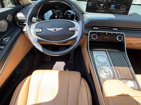 Used 2022 Genesis GV80 2.5T w/ Prestige Package 04 AWD/4WD image 16