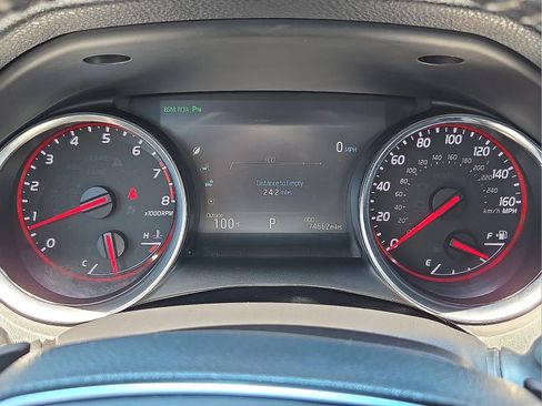 Used 2018 Toyota Camry XSE FWD image 18