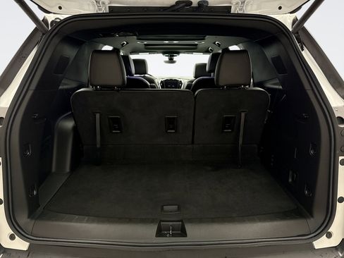 Used 2023 Chevrolet Traverse RS AWD/4WD image 22