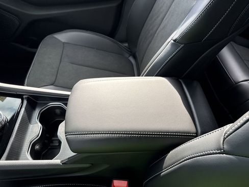 New 2025 Jeep Grand Cherokee Altitude image 19