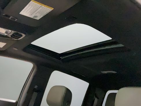 Certified 2024 Chevrolet Colorado ZR2 w/ ZR2 Convenience Package III AWD/4WD image 17