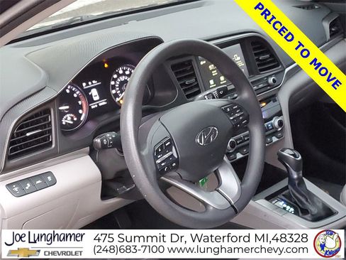 Used 2020 Hyundai Elantra SEL image 10
