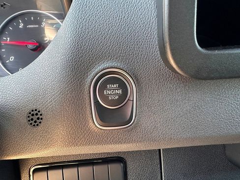 Used 2025 Mercedes-Benz Sprinter 2500 image 12